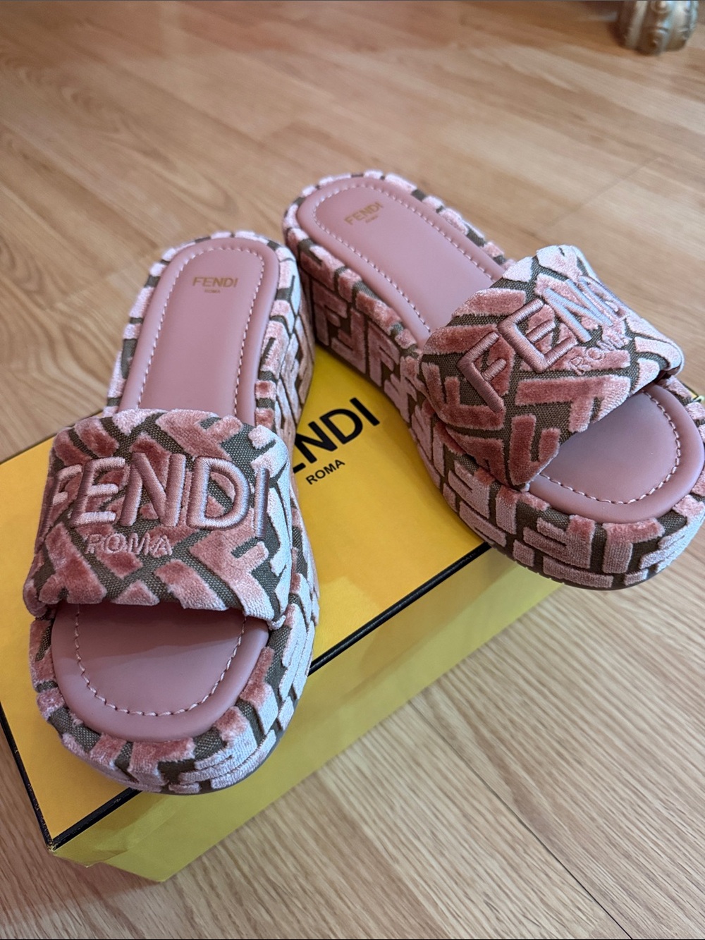 Fendi Pink Embossed Logo Platform Slides